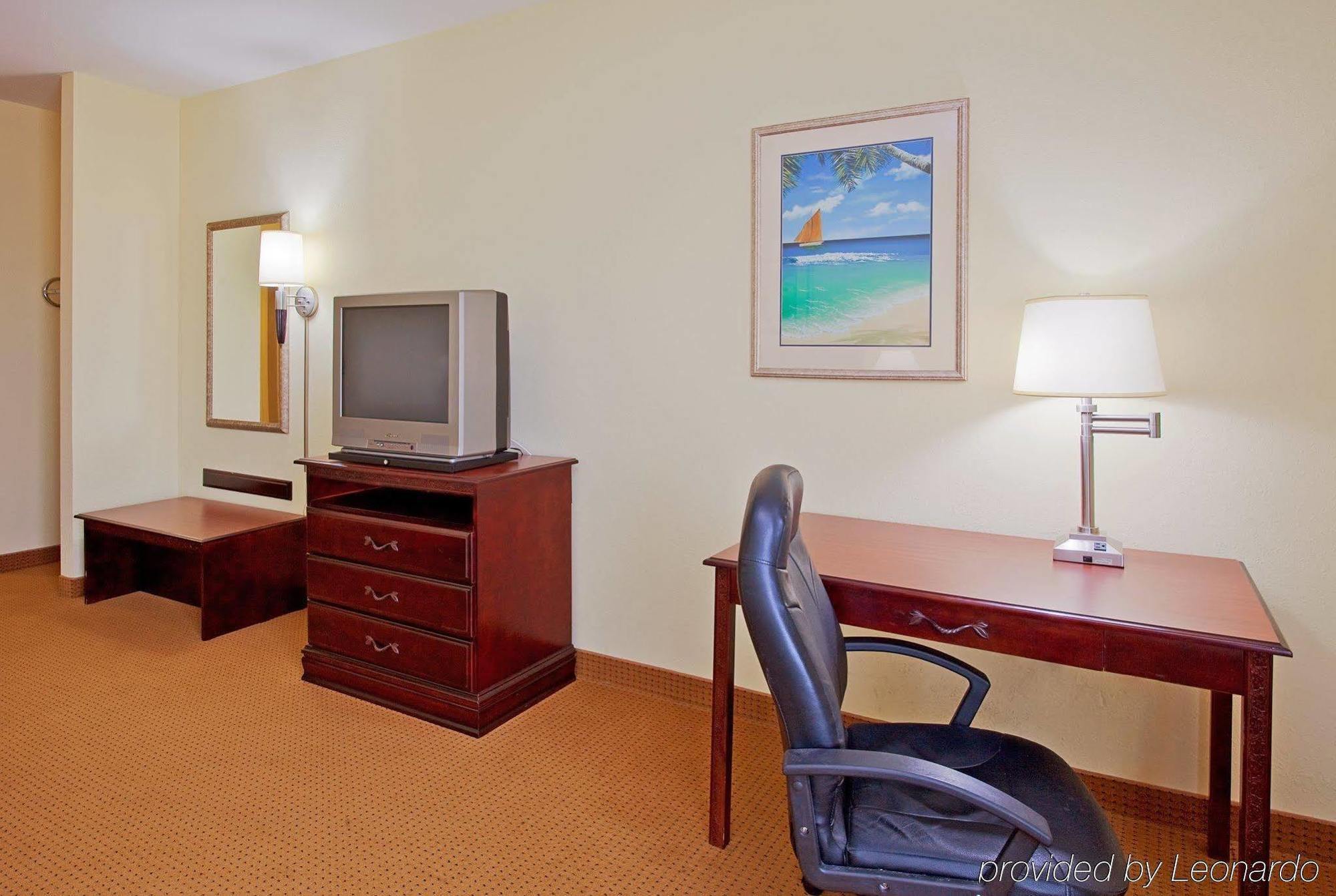 Holiday Inn Express Hotel & Suites Panama City-Tyndall Dış mekan fotoğraf